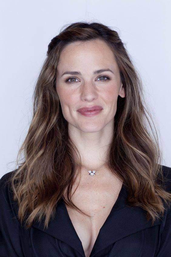 How Jennifer Garner's Musical Performance Was a Showstopper at the Save