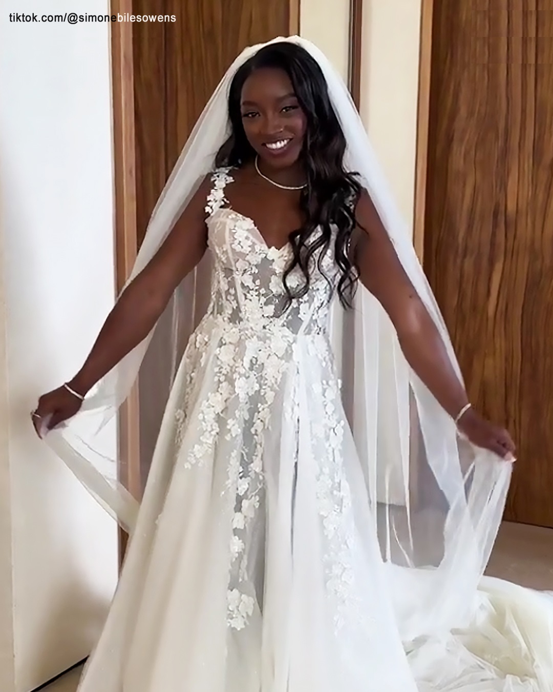 Simone Biles in $120 Wedding Dress Blasted for Unkempt Hair – Olympic ...